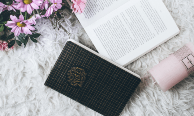 The Holiday Gift Guide for Book Lovers
